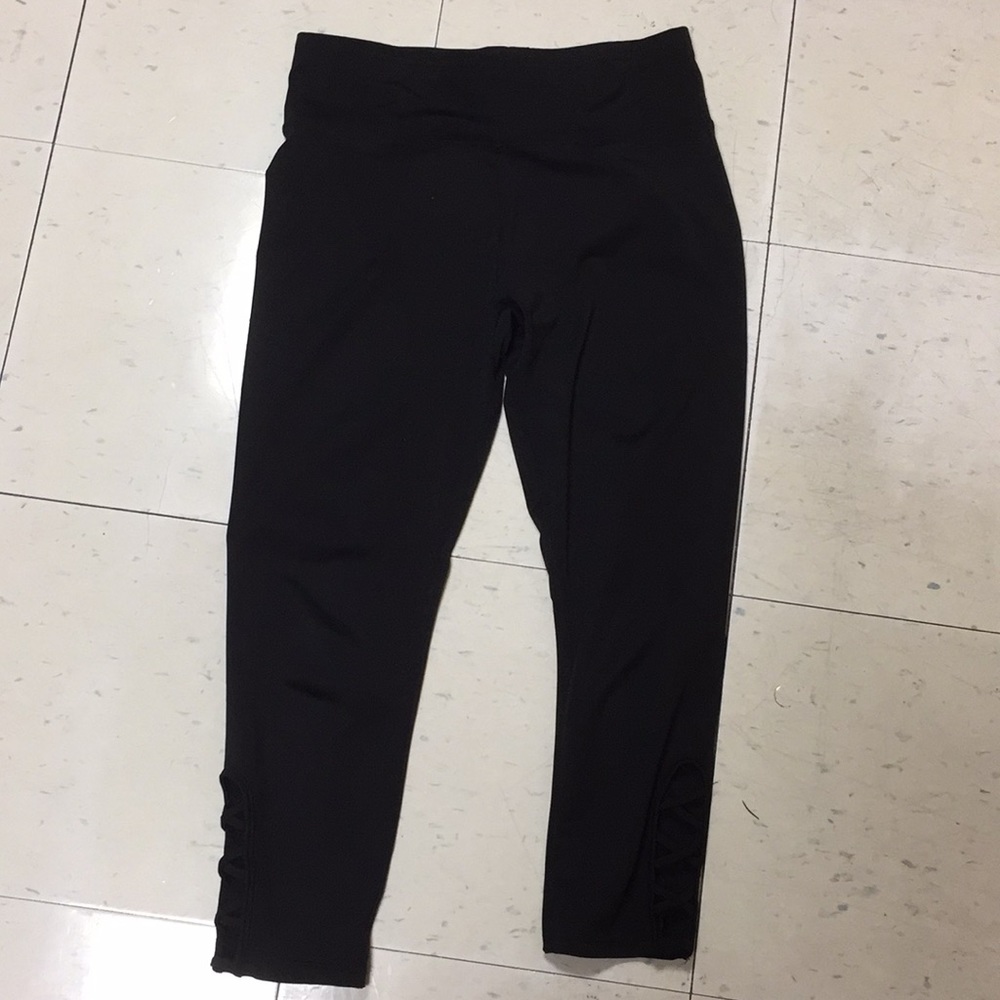 Basic Black Leggings with Side Detail Mid Rise